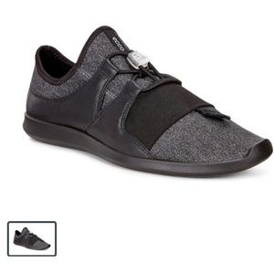 NWOT Ecco sense toggle adjustable sport shoes